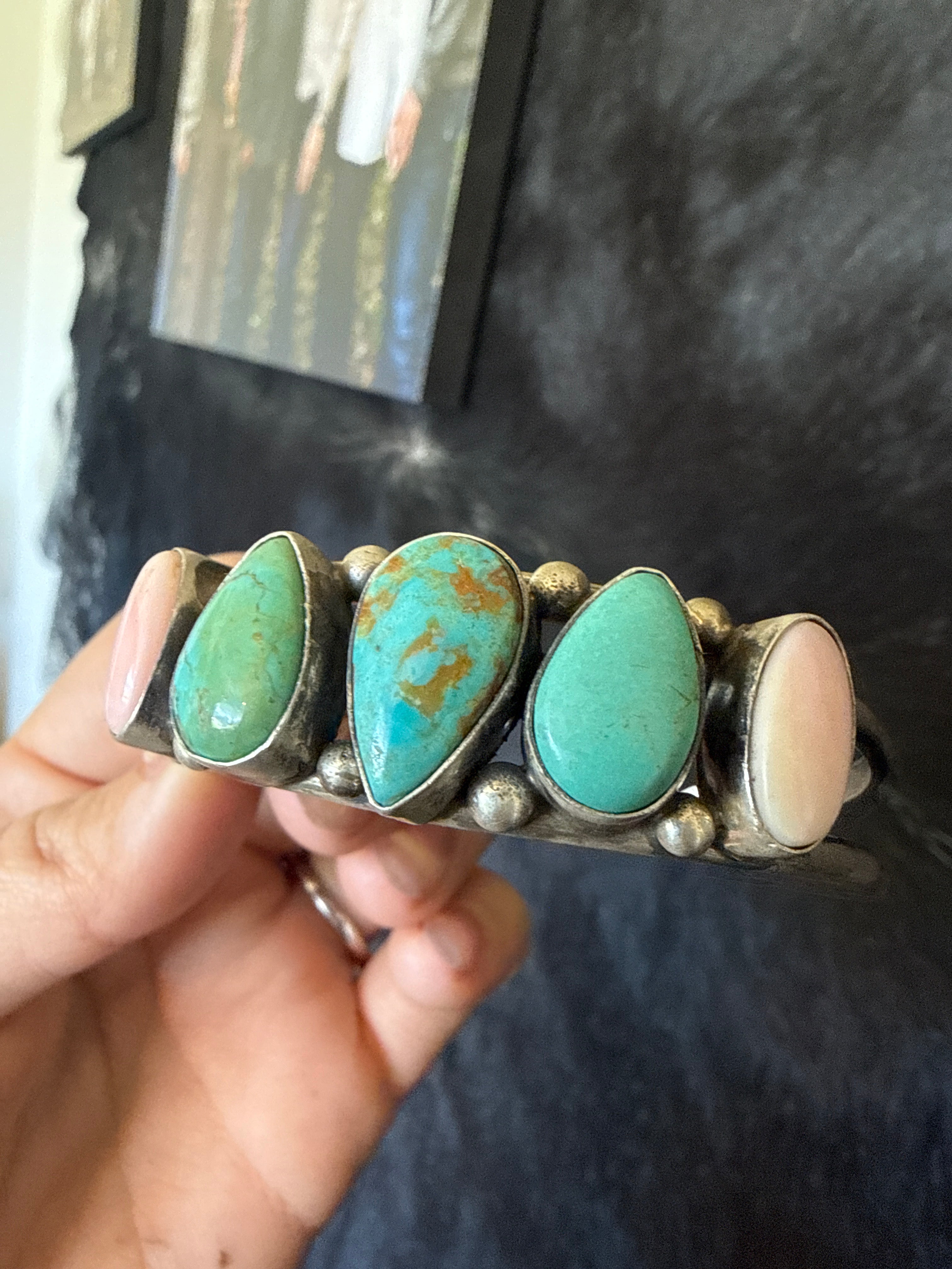 Five stone variated cuff 