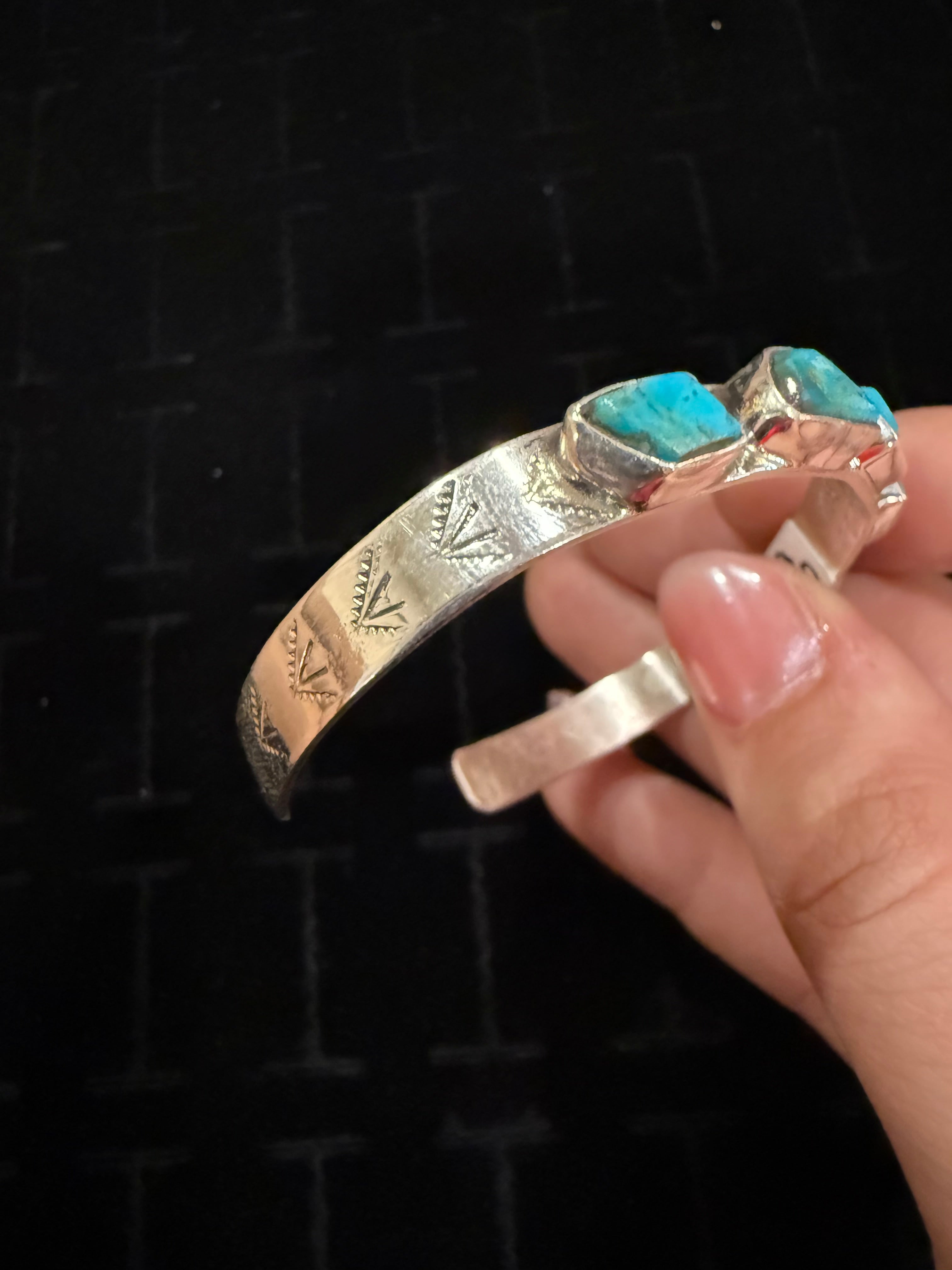 6 Triangle Stone Kingman Cuff