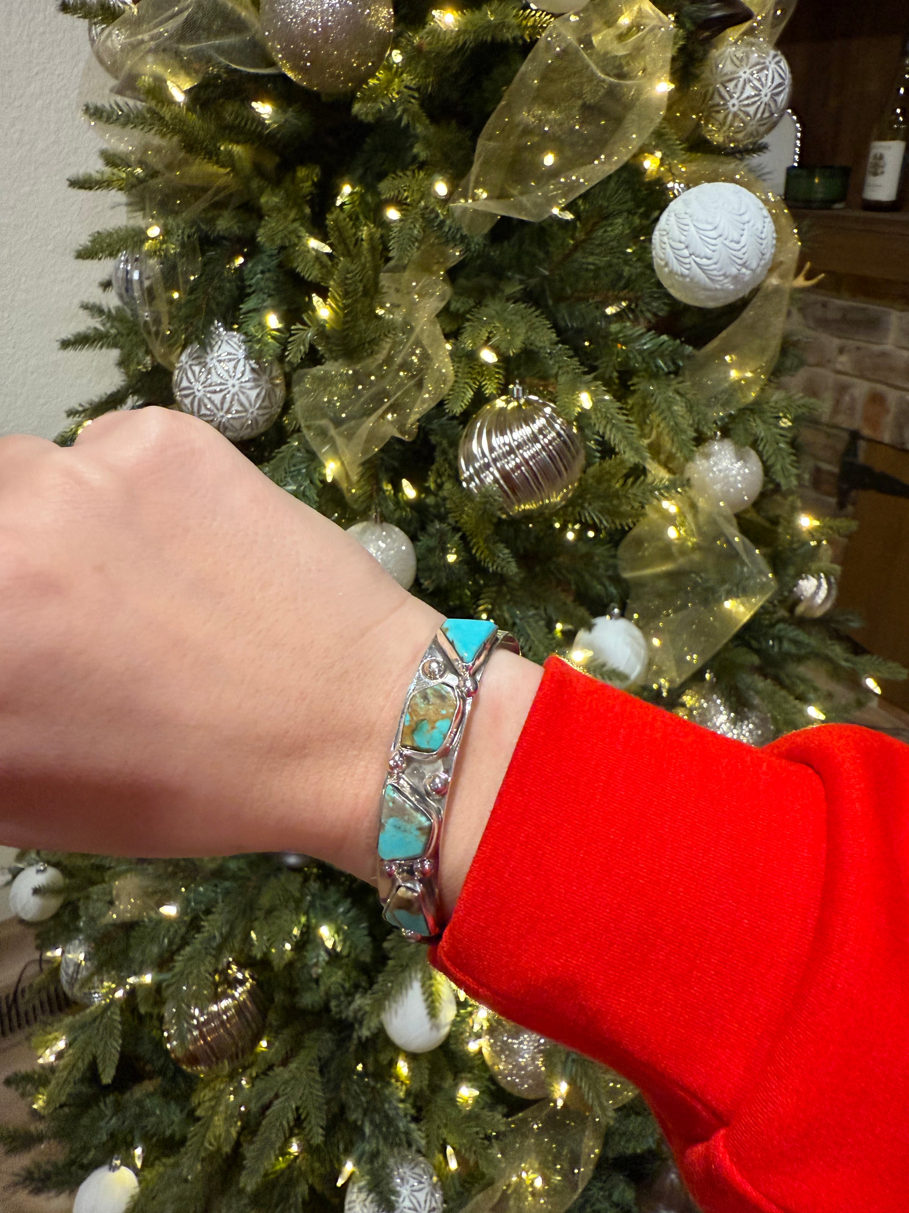 5 Triangle Stone Kingman Cuff