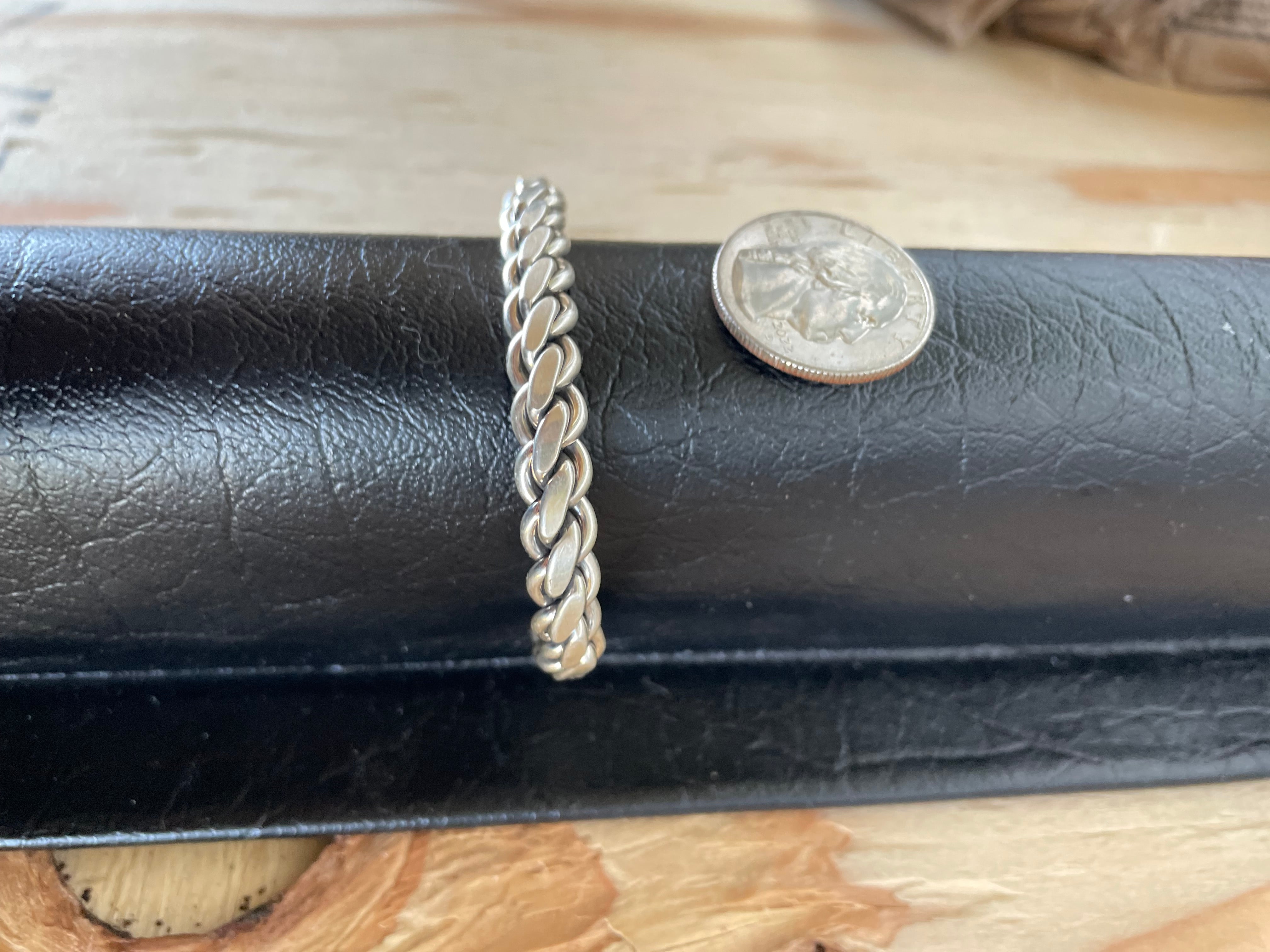 Chain link Cuff